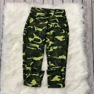 Women's Camo Leggings - Olive Green Stretch